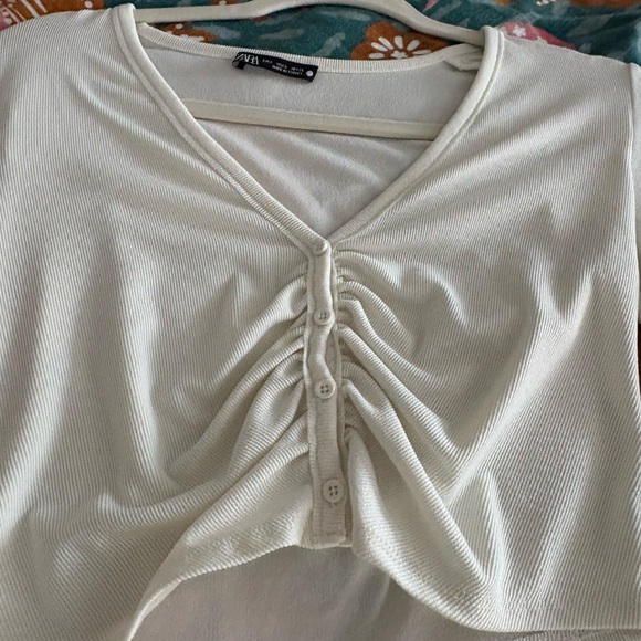 Zara Ruched Crop Top - Picture 3 of 4